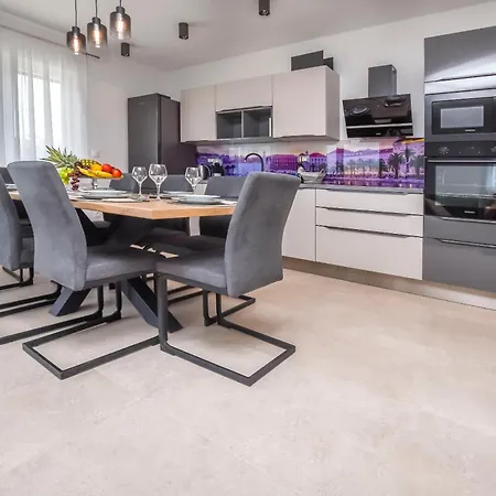 아파트 Sea Heaven *