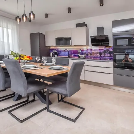 Apartment Sea Heaven *