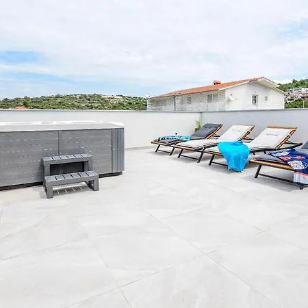 Sea Heaven Apartment